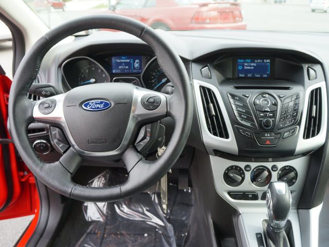 2012 Ford Focus 4dr Sdn SE - 11862265 - 6