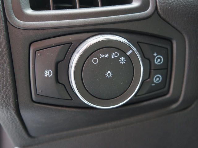2012 Ford Focus 4dr Sdn SE - 11911595 - 13