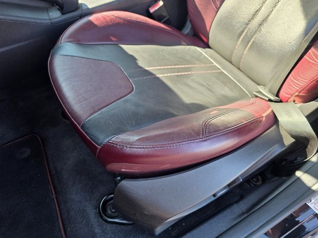 2012 Ford Focus 4dr Sedan Titanium - 22937410 - 14