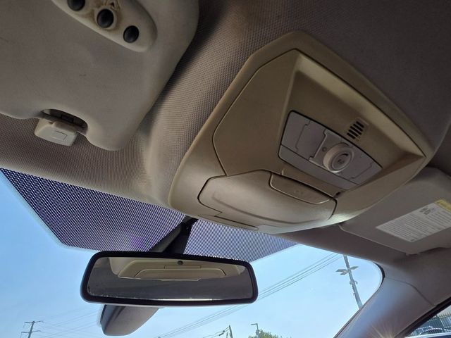 2012 Ford Focus 4dr Sedan Titanium - 22937410 - 34