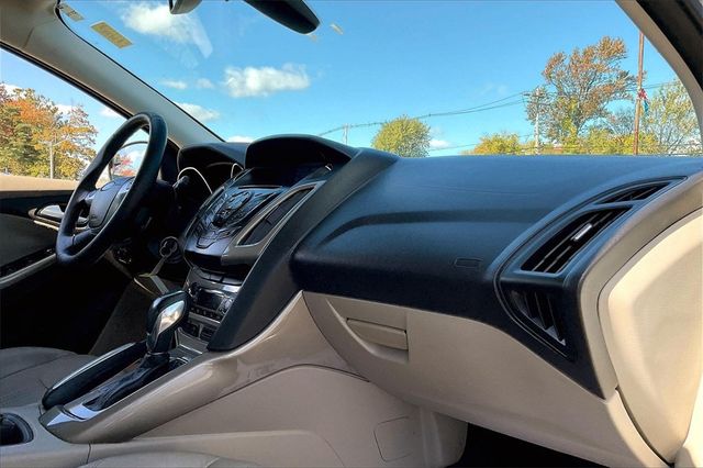 2012 Ford Focus 5dr Hatchback SEL - 22940363 - 11