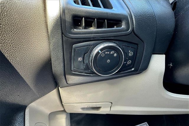 2012 Ford Focus 5dr Hatchback SEL - 22940363 - 26