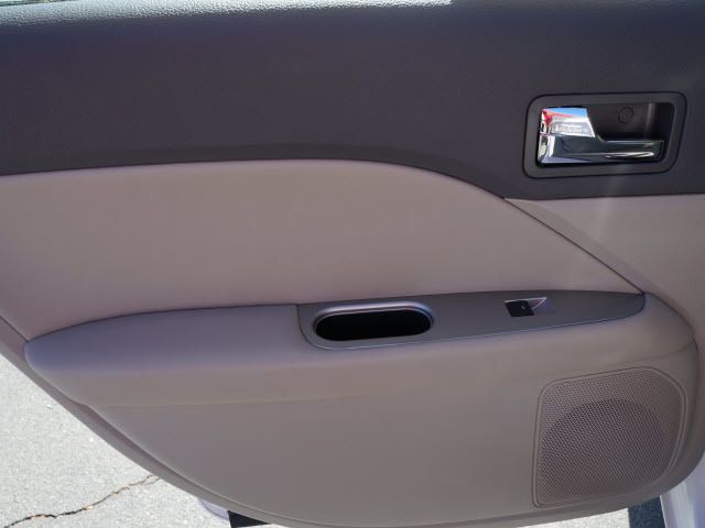 2012 Ford Fusion 4dr Sdn SEL FWD - 11960088 - 15