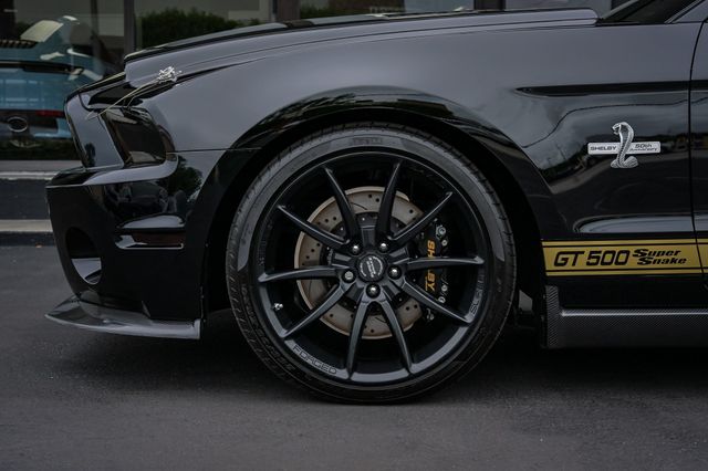 2012 Ford Mustang 2dr Coupe Shelby GT500 - 22912101 - 13