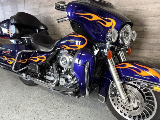 2012 Harley-Davidson FLHTCU Ultra Classic Electra Glide One Owner! - 22921563 - 1