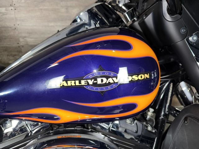 2012 Harley-Davidson FLHTCU Ultra Classic Electra Glide One Owner! - 22921563 - 4
