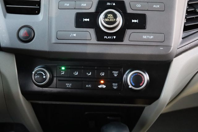 2012 Honda Civic Sedan 4dr Automatic LX - 22932734 - 35