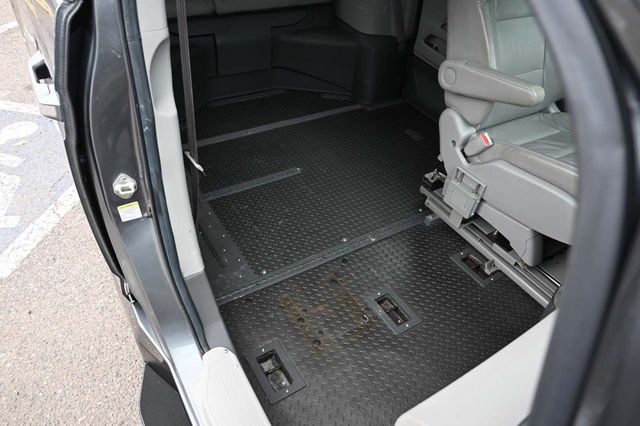 2012 Honda Odyssey 5dr EX-L - 22923315 - 15