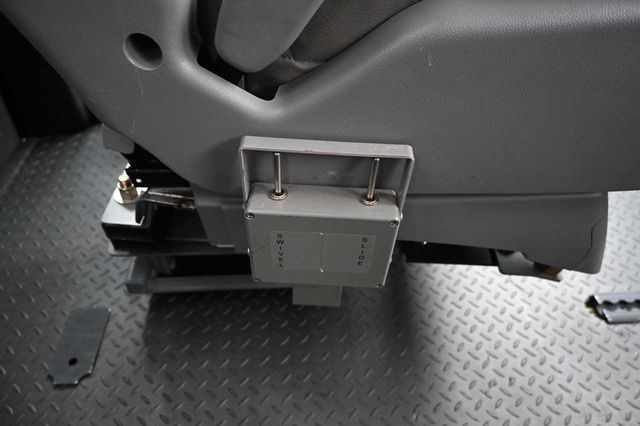 2012 Honda Odyssey 5dr EX-L - 22923315 - 21