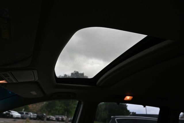 2012 Honda Odyssey 5dr EX-L - 22923315 - 33