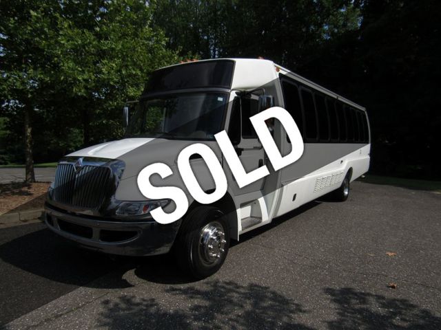 2012 International/Navistar 4300 Krystal KK35 Bus 32/36 Passenger bus w-Luggage - 22895369 - 0