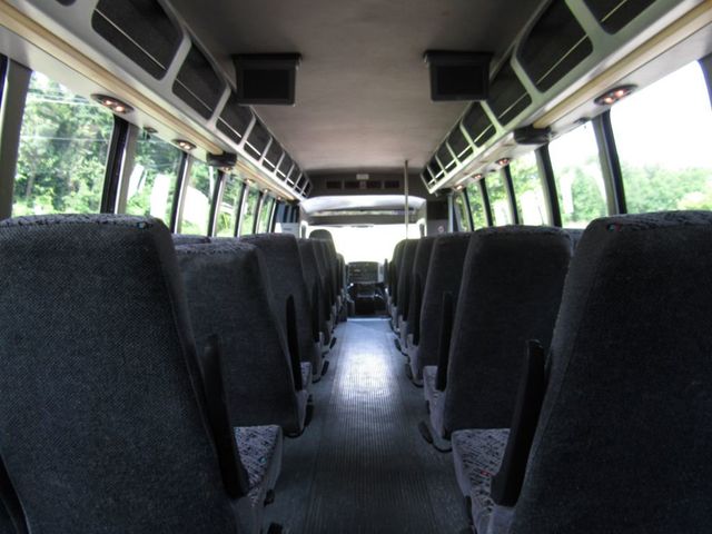2012 International/Navistar 4300 Krystal KK35 Bus 32/36 Passenger bus w-Luggage - 22895369 - 19