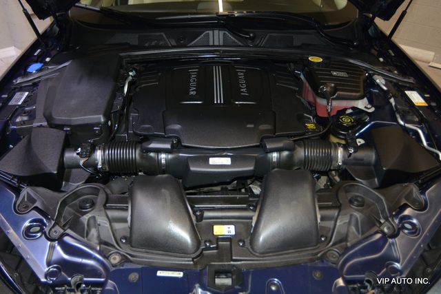 2012 Jaguar XF 4dr Sedan - 22930981 - 32