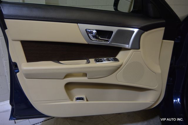 2012 Jaguar XF 4dr Sedan - 22930981 - 6