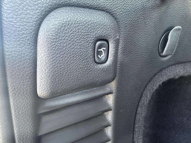 2012 Jeep Grand Cherokee Overland 4x4 4dr SUV - 22936473 - 12