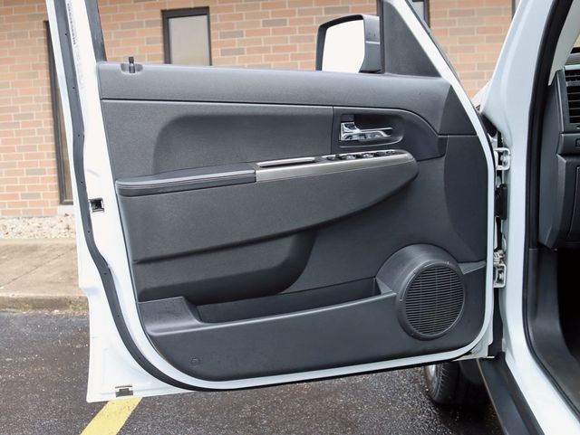 2012 Jeep Liberty 4WD 4dr Limited Jet - 22832699 - 20