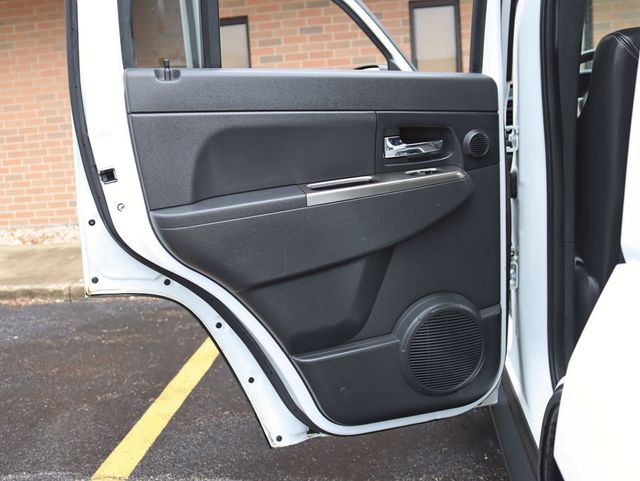 2012 Jeep Liberty 4WD 4dr Limited Jet - 22832699 - 22