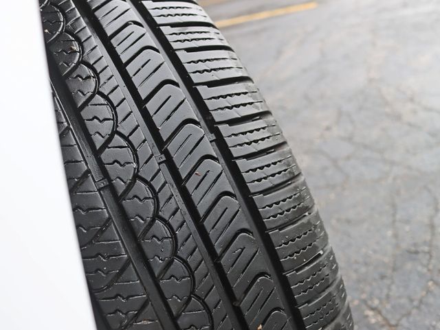 2012 Jeep Liberty 4WD 4dr Limited Jet - 22832699 - 25