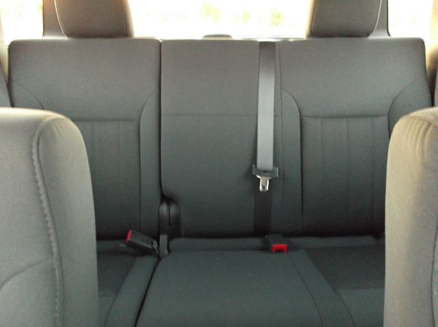 2012 Jeep Liberty ONE OWNER  4X4  *LOW MILES*  HEATED MIRRORS   WELL-MAINTAINED !! - 20415435 - 24