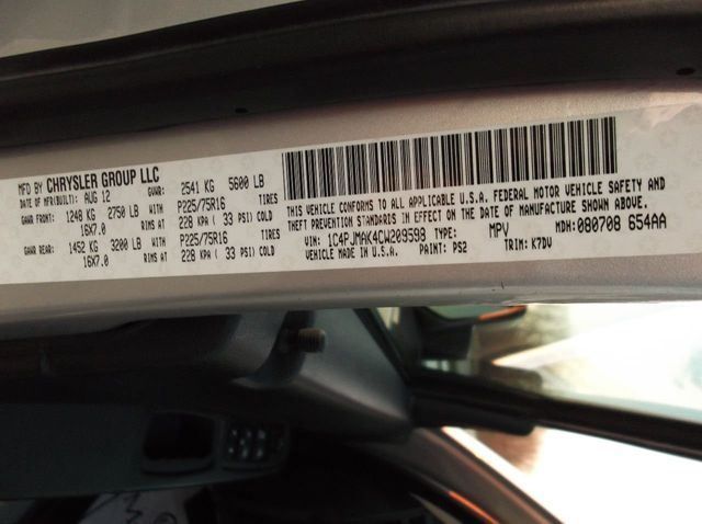 2012 Jeep Liberty ONE OWNER  4X4  *LOW MILES*  HEATED MIRRORS   WELL-MAINTAINED !! - 20415435 - 27