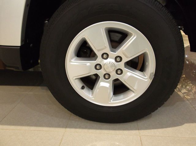 2012 Jeep Liberty ONE OWNER  4X4  *LOW MILES*  HEATED MIRRORS   WELL-MAINTAINED !! - 20415435 - 29