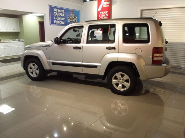 2012 Jeep Liberty ONE OWNER  4X4  *LOW MILES*  HEATED MIRRORS   WELL-MAINTAINED !! - 20415435 - 33