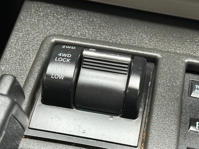 2012 Jeep Liberty Sport 4x4 4dr SUV - 22882004 - 35