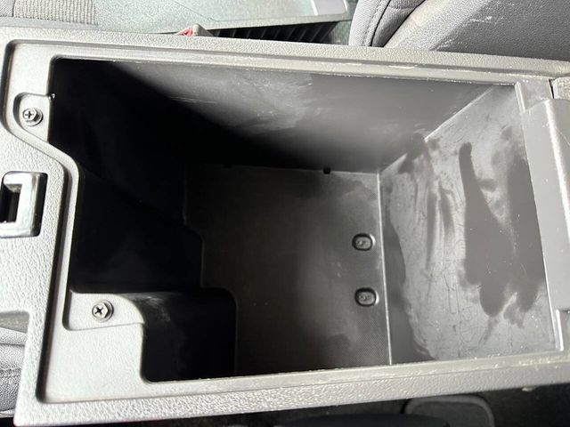 2012 Jeep Liberty Sport 4x4 4dr SUV - 22882004 - 38