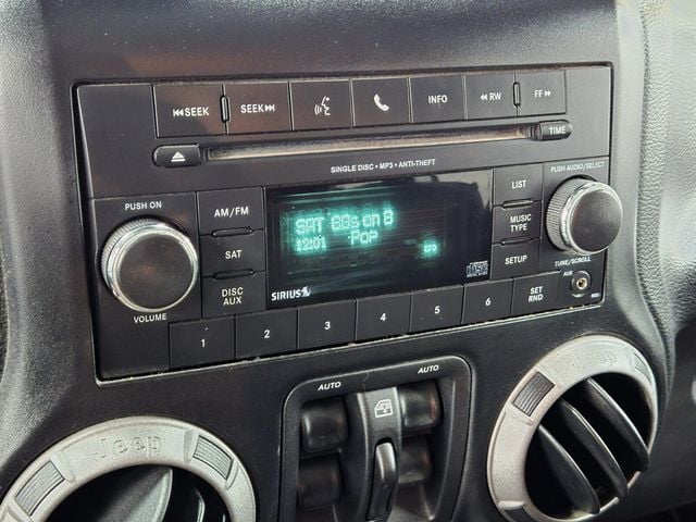 2012 Jeep Wrangler Unlimited 4WD 4dr Sport - 22900484 - 17