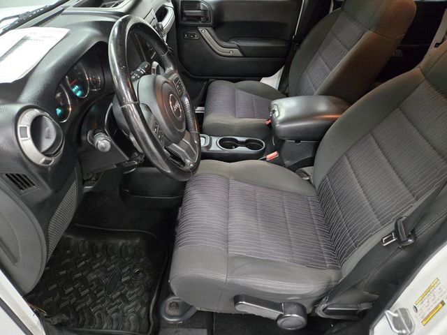 2012 Jeep Wrangler Unlimited 4WD 4dr Sport - 22900484 - 6