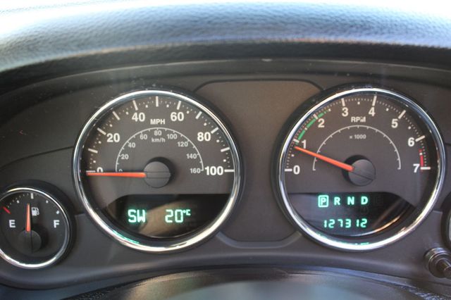 2012 Jeep Wrangler Unlimited 4WD 4dr Sport - 22935460 - 15