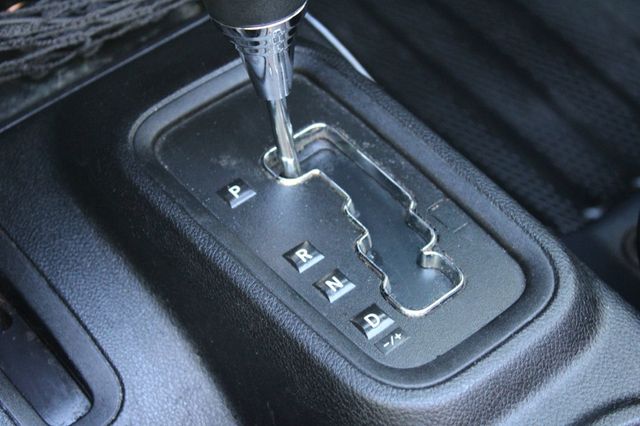 2012 Jeep Wrangler Unlimited 4WD 4dr Sport - 22935460 - 26