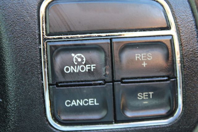 2012 Jeep Wrangler Unlimited 4WD 4dr Sport - 22935460 - 29