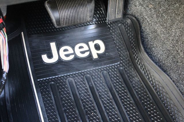 2012 Jeep Wrangler Unlimited 4WD 4dr Sport - 22935460 - 33