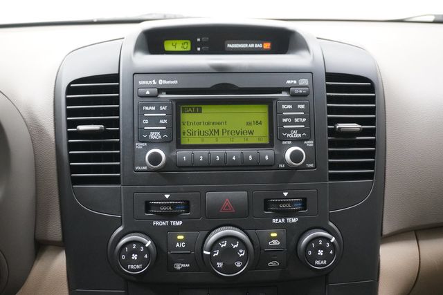 2012 Kia Sedona 4dr Wagon LX - 22934856 - 16