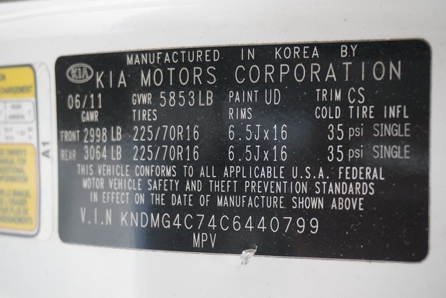 2012 Kia Sedona 4dr Wagon LX - 22934856 - 30