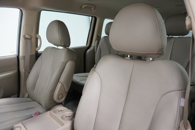 2012 Kia Sedona 4dr Wagon LX - 22934856 - 7