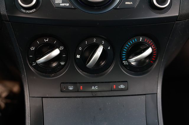 2012 Mazda Mazda3 s Sport - 22926725 - 31