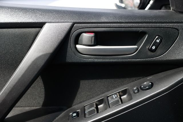 2012 Mazda Mazda3 s Sport - 22926725 - 42