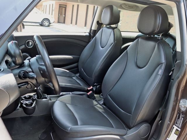 2012 MINI Cooper Hardtop 2 Door  - 22870141 - 17
