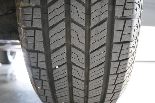 2012 Nissan Frontier 2WD Crew Cab SWB Automatic SV - 22874924 - 21