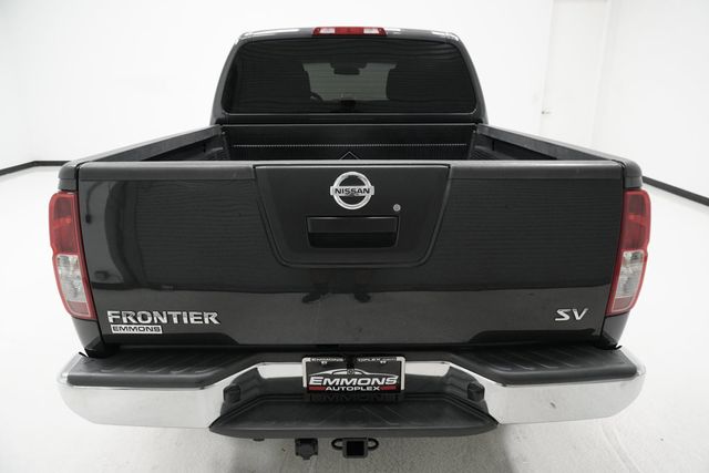 2012 Nissan Frontier 2WD Crew Cab SWB Automatic SV - 22874924 - 4