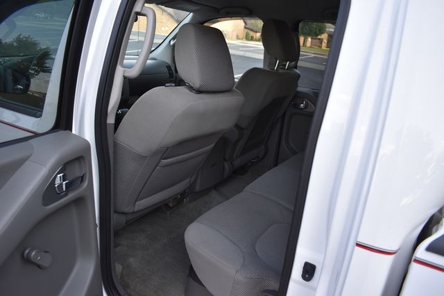 2012 Nissan Frontier 4WD Crew Cab SWB Automatic S - 22919291 - 22