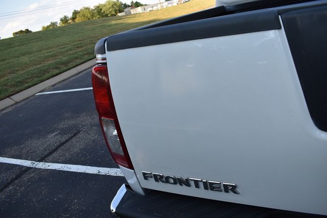 2012 Nissan Frontier 4WD Crew Cab SWB Automatic S - 22919291 - 24