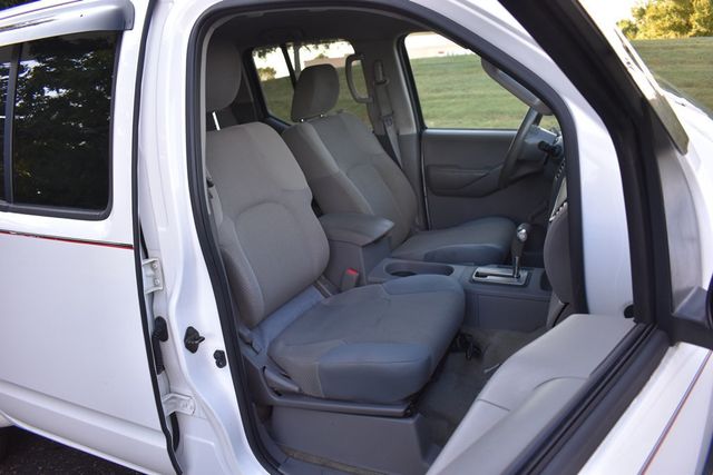 2012 Nissan Frontier 4WD Crew Cab SWB Automatic S - 22919291 - 2