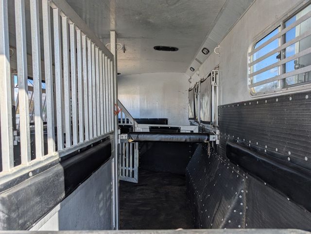 2012 Platinum 2+1 with Custom Living Quarters  - 22813555 - 10