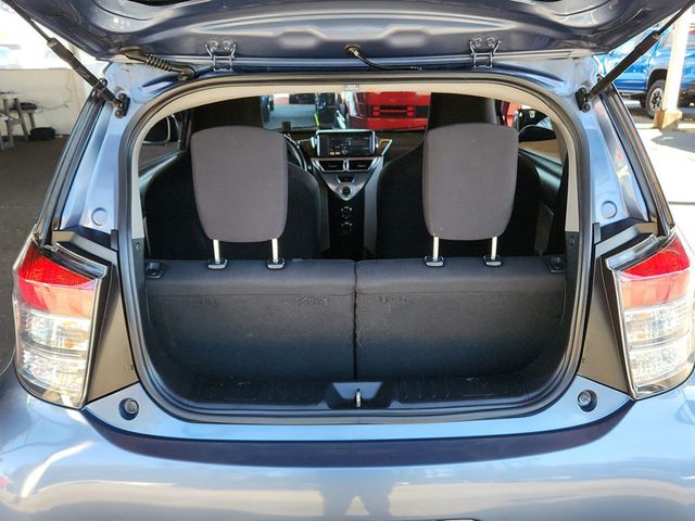 2012 Scion iQ 3dr Hatchback - 22934689 - 17