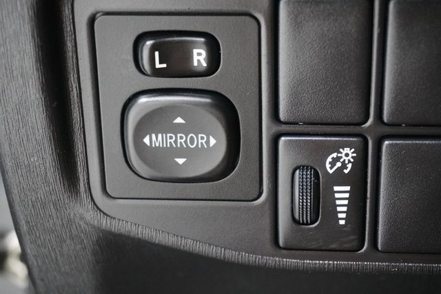 2012 Toyota Prius  - 22920468 - 16