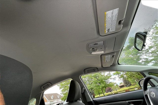 2012 Toyota Prius Plug-In 5dr Hatchback Advanced - 22895622 - 22