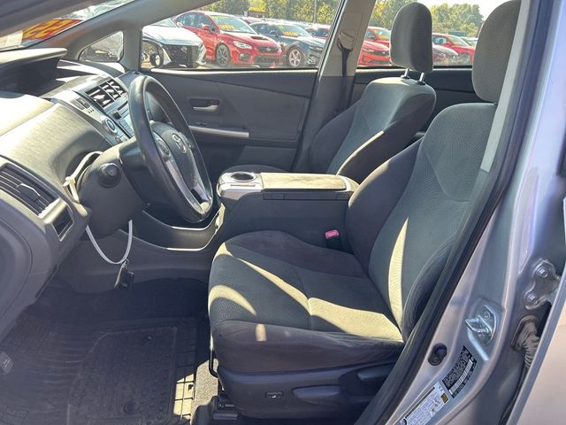 2012 Toyota Prius v 5dr Wagon Three - 22933661 - 7